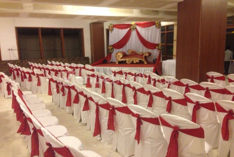 Small Party Halls in Hotel Janpath KR Market Bangalore