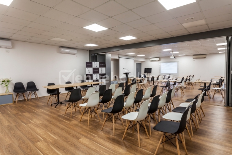 Engagement Venue in Oyo Townhouse MG Road Bangalore