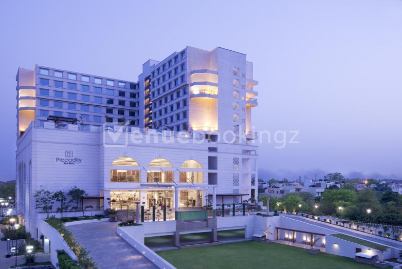 Banquet Halls in Piccadily Hotel Janakpuri Delhi