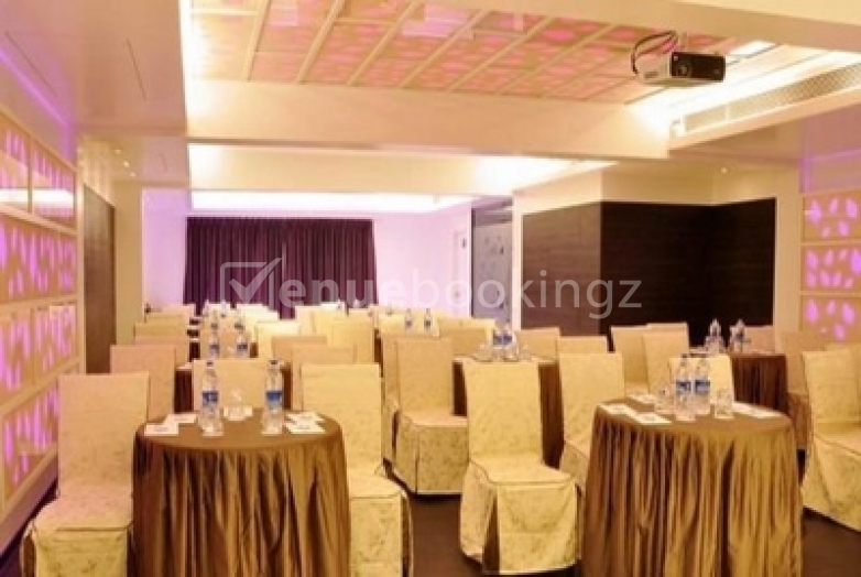 Banquet Halls  in Krishna Presidency Hotel Mangalwar Peth Pune
