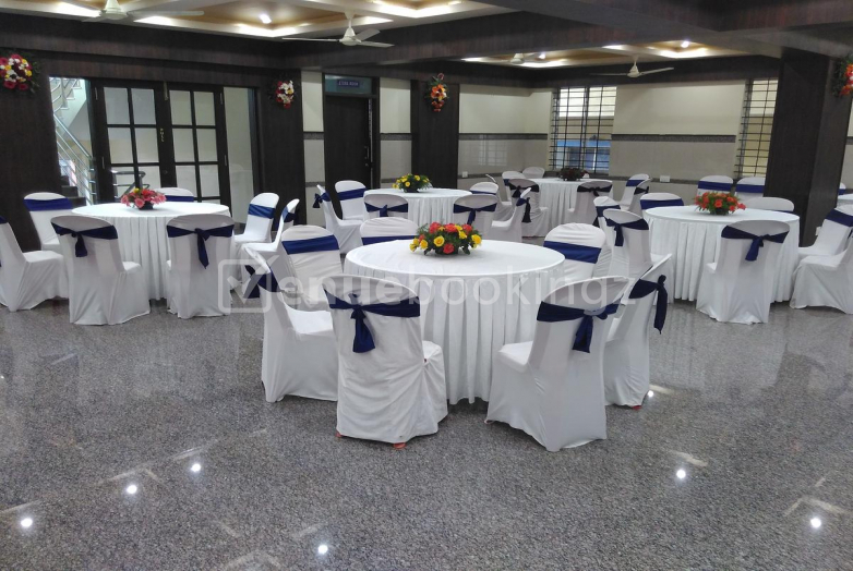 Small Party Halls in Hotel Raj Vista Suites & Conventions Jalahalli West Bangalore