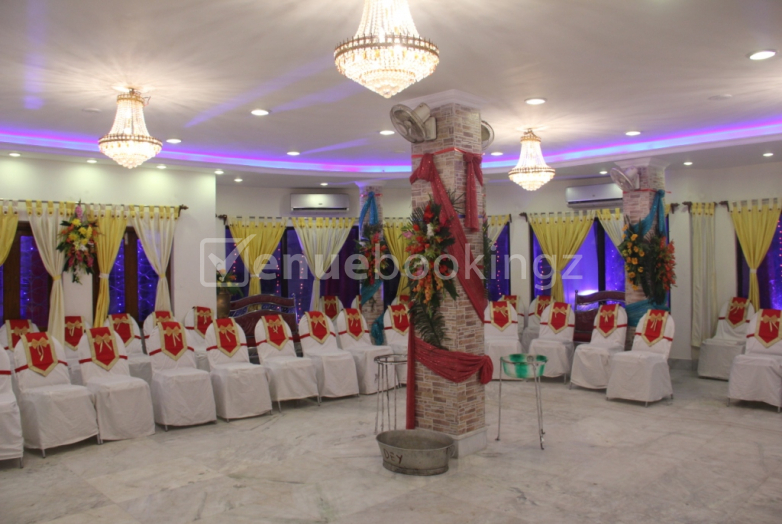Conference Halls in Chandra Banquet Bangur Avenue Kolkata