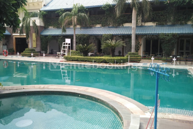Poolside Venue in Nirvana Patio Club Sector 50 Gurgaon