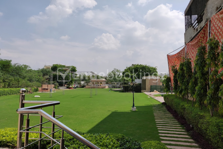 Banquet Halls  in Baradari Greens Sector 14 Gurgaon
