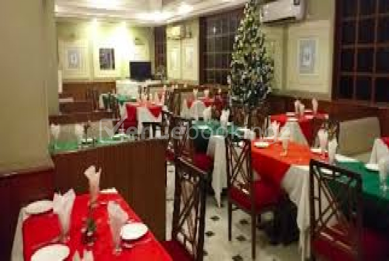 Banquet Halls  in The Plaza Solitaire Hotel Sector 14 Gurgaon