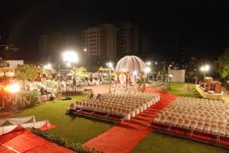 Banquet Halls  in silver spoon Park Street Kolkata