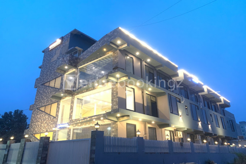 Banquet Halls  in Ashira Inn Greater Noida Noida