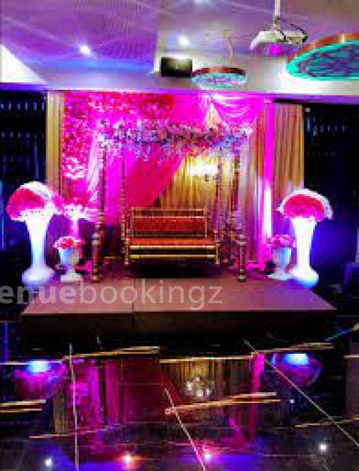 Laa Unico Pure Veg Family Restaurant Gultekdi Pune Banquet Hall