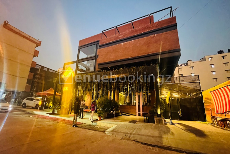 Long Boat Brewing Co. Marathahalli Bangalore Book Venue for Parties