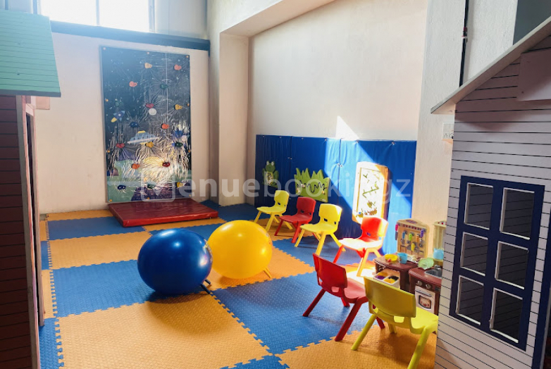 Hop Bob Indoor Kids Play Area And Trampoline Park