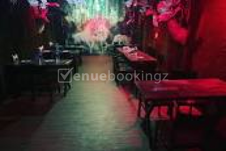 Rooftop Venue in Junglee Taapu Cafe Rohini Delhi NCR