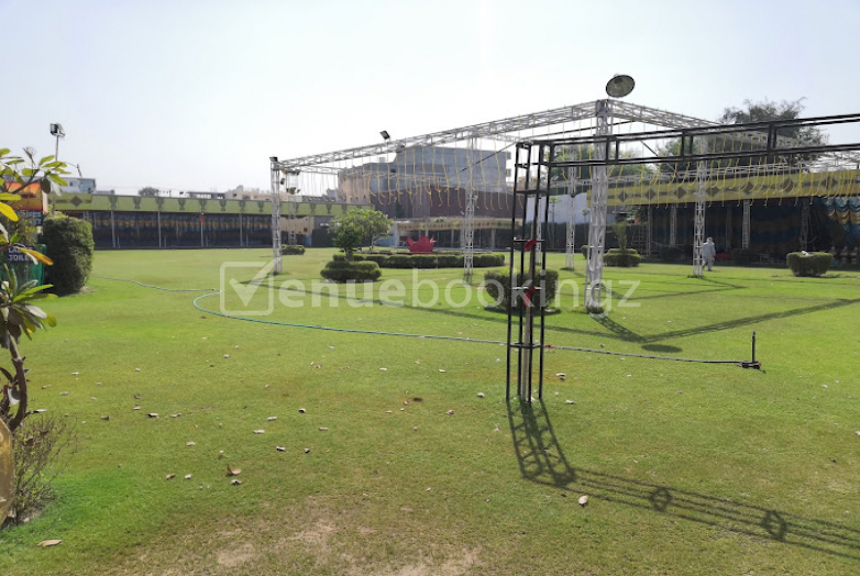 Small Party Halls in Saat Phere Garden Ashok Vihar Phase 3 Gurgaon