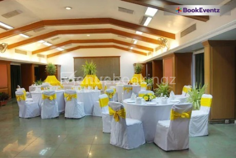 Small Party Halls in Satguru Kripa Kunj Marriage Garden Harmada Jaipur