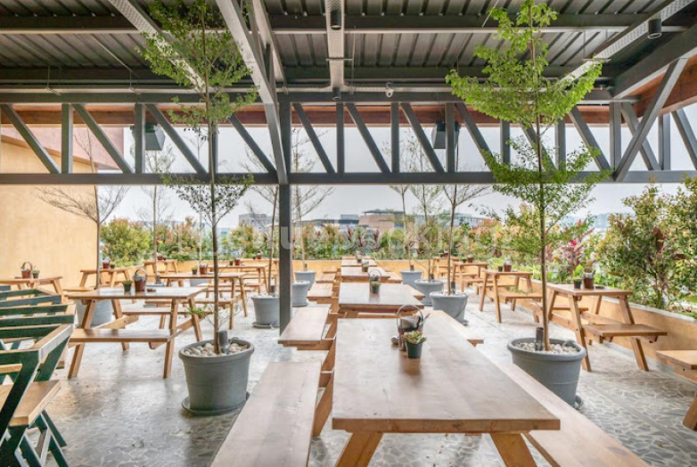 Cocktail Party Venue in Resign Skybar Hi Tech City  Hyderabad