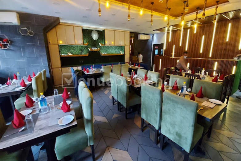 Rooftop Venue in Veggie Bites Pitampura Delhi NCR