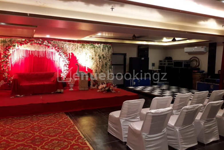 Party Halls & Birthday Party Venues in Hotel Royal Polovictory Sindhi Camp Jaipur