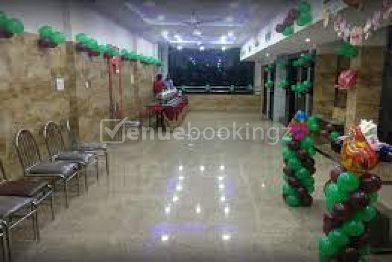 Banquet Halls  in Karnawat Paan Party Hall Bicholi Mardana Indore