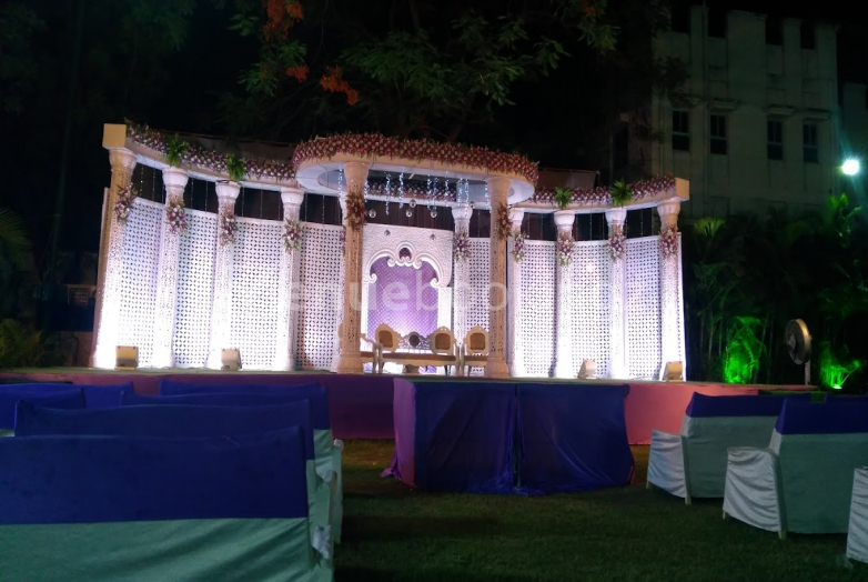 Banquet Halls  in Tarakunj Marriage Garden Gumasta Nagar Indore