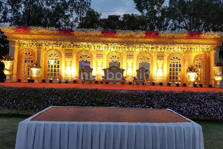 Banquet Halls  in Shri Niketan Marriage Garden Umaria Indore