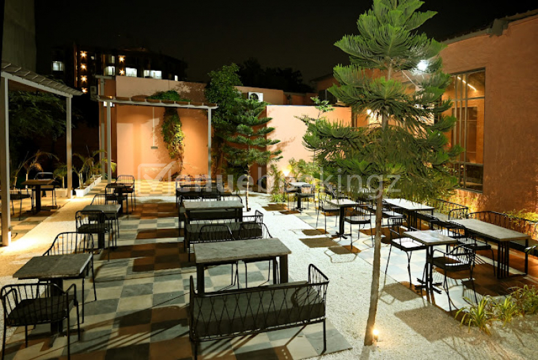 Banquet Halls in Hotel Navtara Patrakar Colony Jaipur