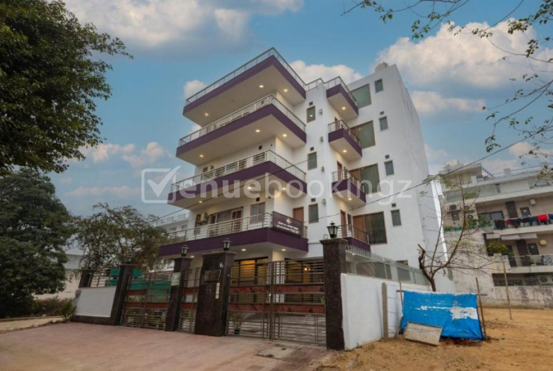 Party Halls & Birthday Party Venues in  Saavi Hotel Sector 46 Gurgaon