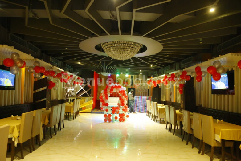 Private Party Place in 4 on 44 Restaurant & Bar Pitampura Delhi NCR