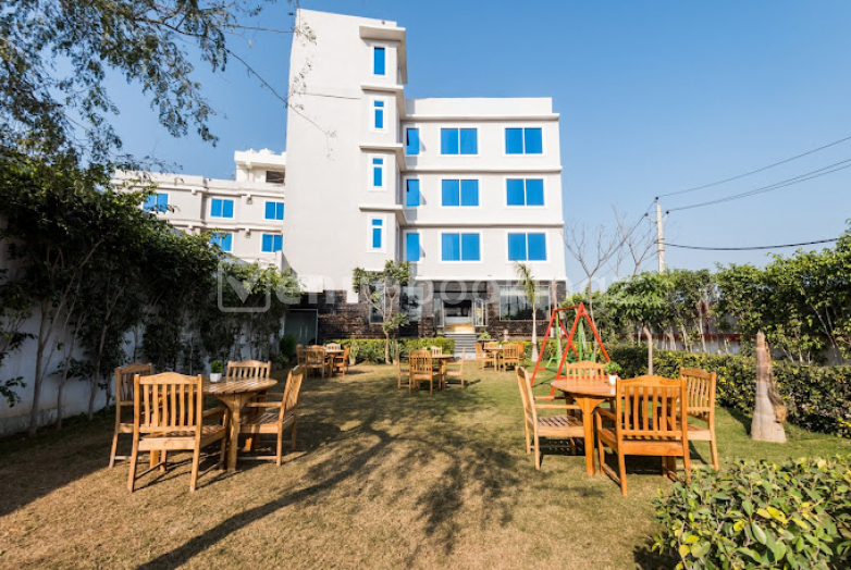 Banquet Halls  in Hotel Grand City  Mahipalpur Delhi NCR