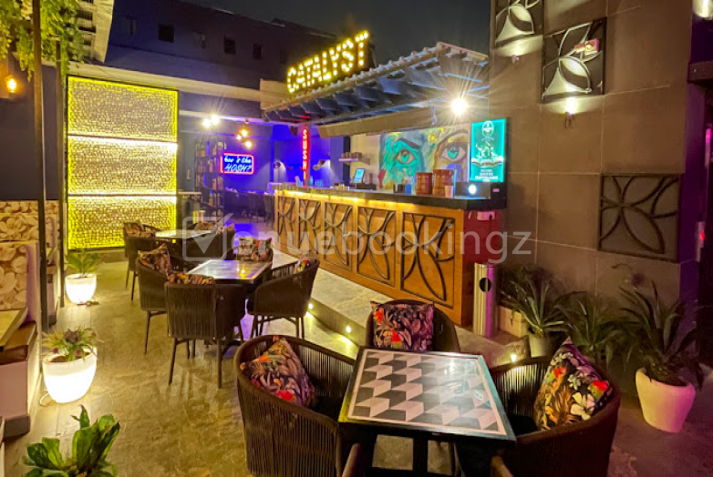 Birthday Party Place/Venue in Catalyst Gastrobar Sector 16 in Catalyst Gastrobar Sector 16 Faridabad